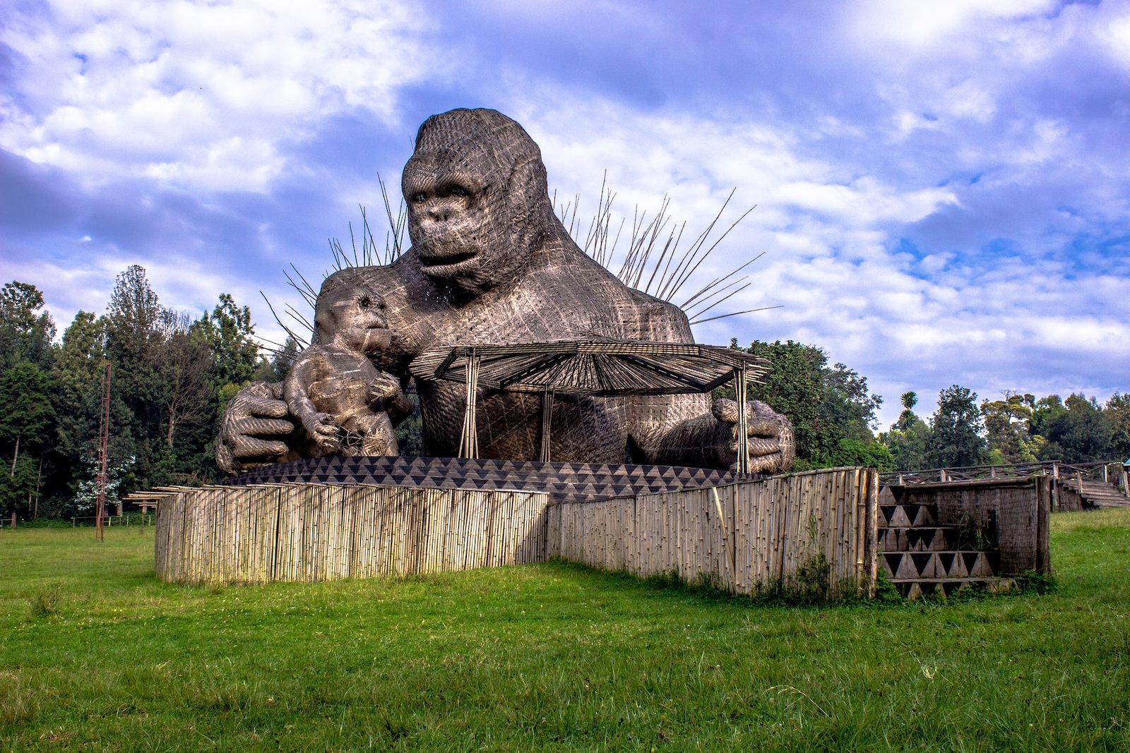 Rwanda Gorilla Trekking and Cultural Tours